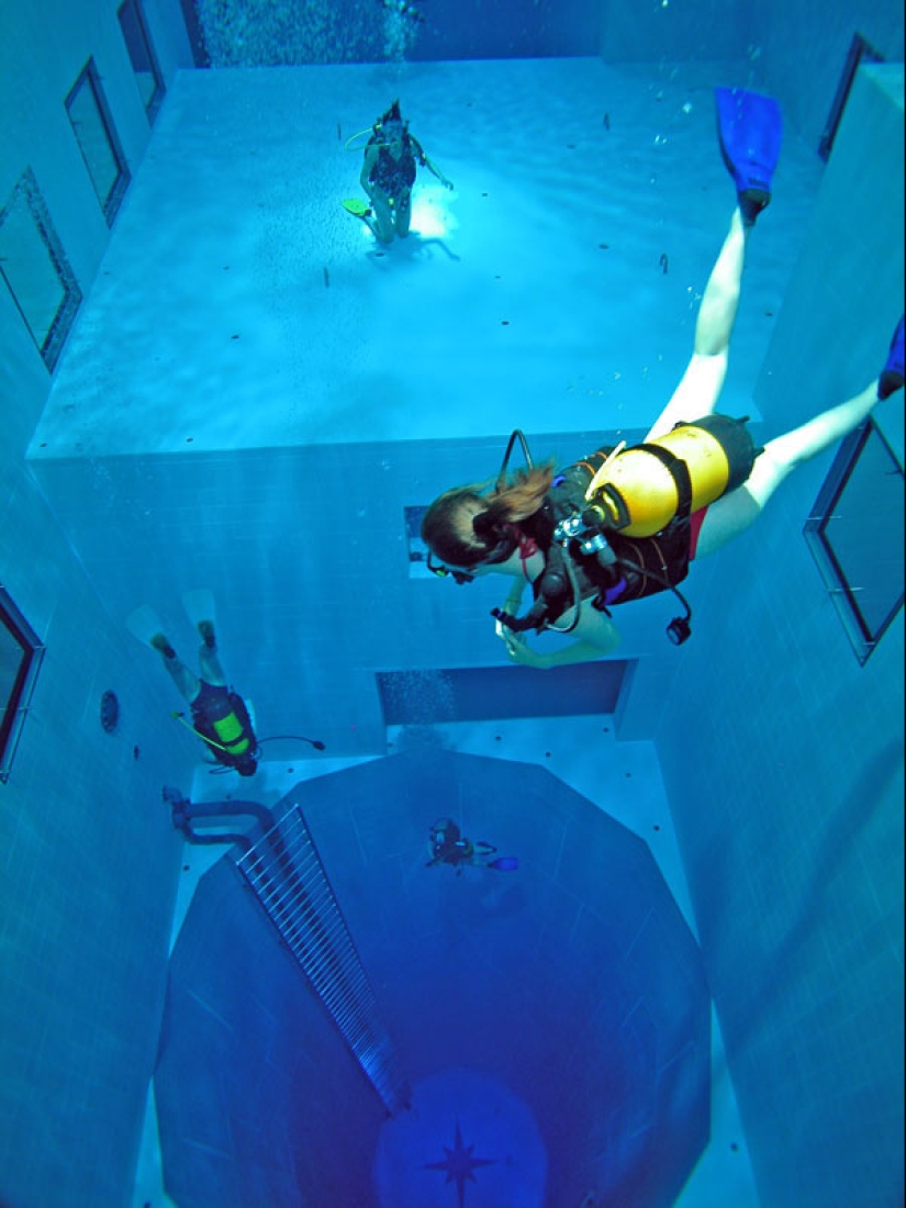 7 most amazing facts about the deepest pool in the world