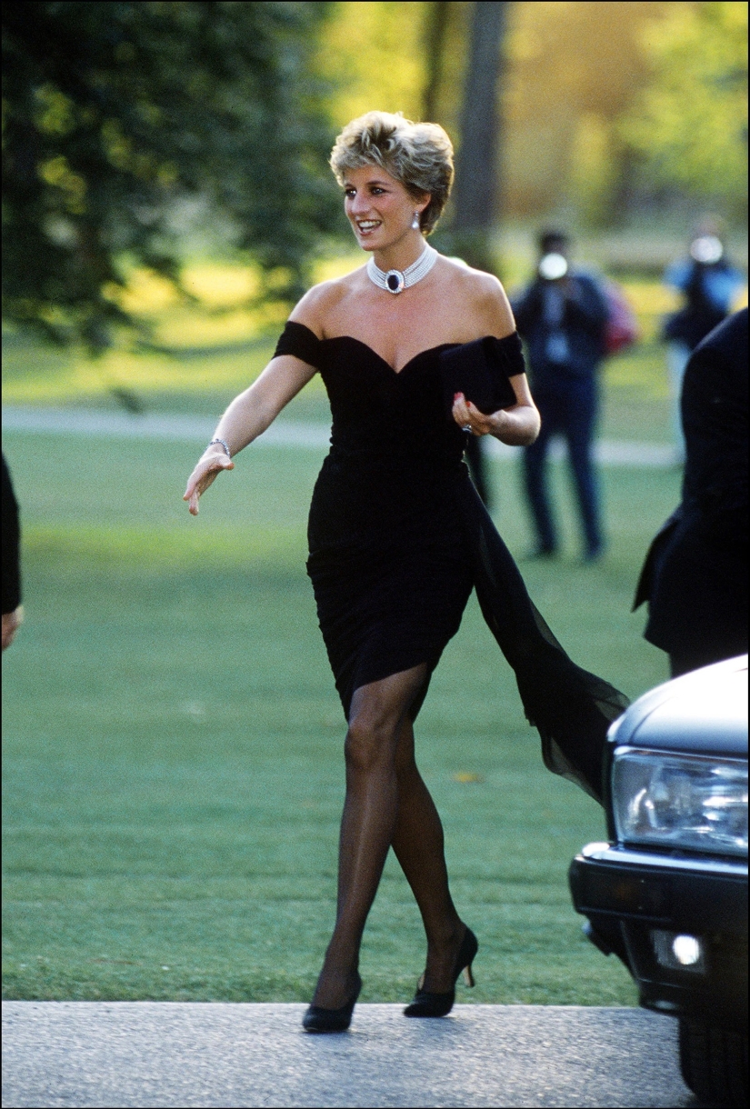 7 of the most iconic revenge dresses
