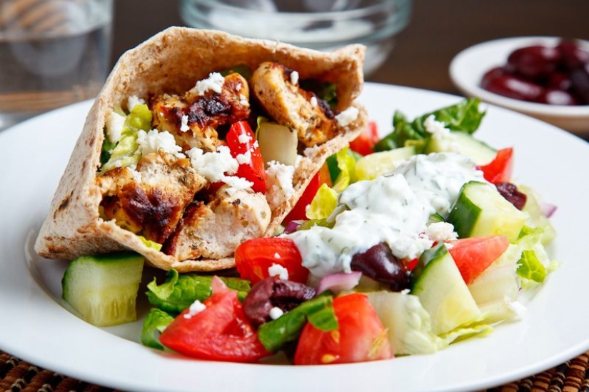 8 Delicious Greek Dishes