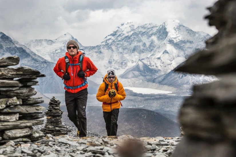 8 secrets from climbers who showed the conquest of Mount Everest live
