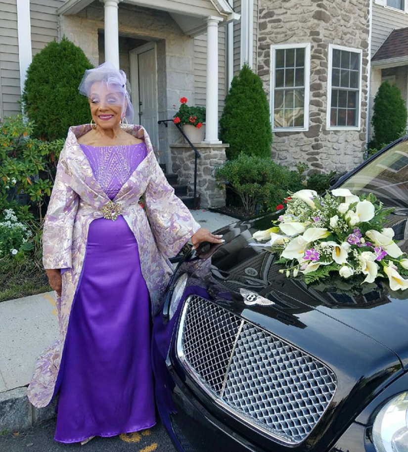 86-year-old grandmother got married in a chic dress of her own design