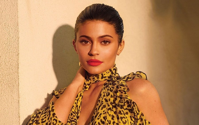 9 success secrets of Kylie Jenner - the youngest billionaire in the world