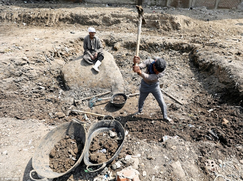 A 3,000-year-old statue of Pharaoh Ramses II has been found in Cairo