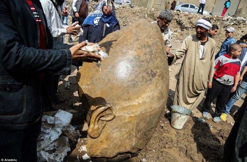 A 3,000-year-old statue of Pharaoh Ramses II has been found in Cairo