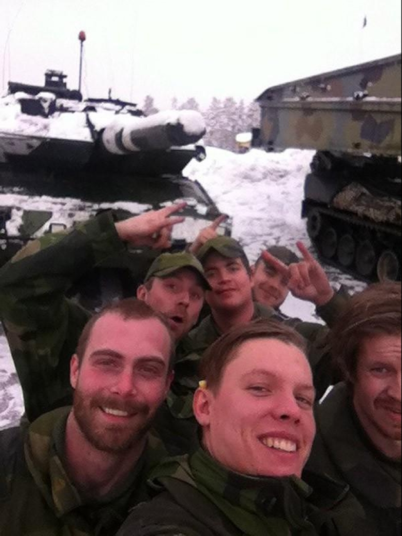 A collection of photos of soldiers from different countries has become a real hit on social networks
