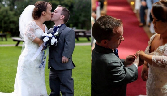 A couple of dwarfs who met while participating in a play on "Snow White" played a fabulous wedding