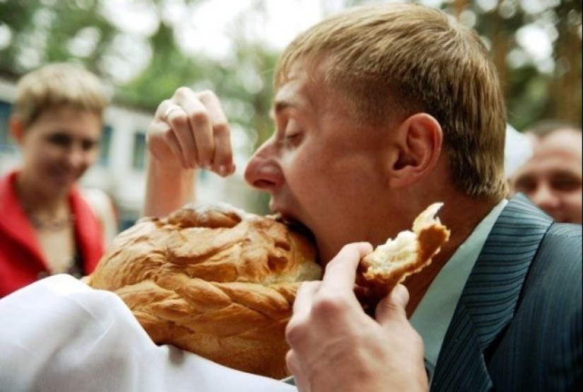 A fight at a wedding — why was it mandatory in Russia
