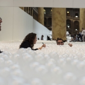 A million white bubbles in the Washington Museum. Here is a real thrill!