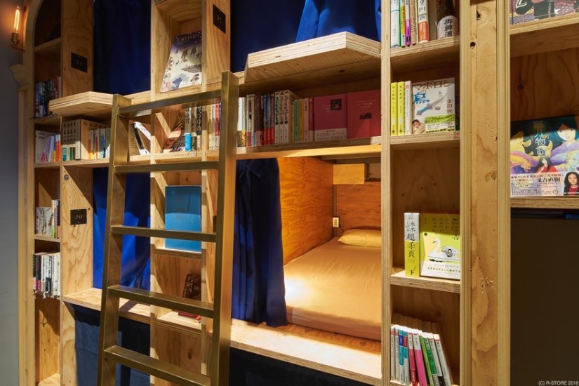 A new themed hostel in Kyoto offers to spend the night on a bookshelf