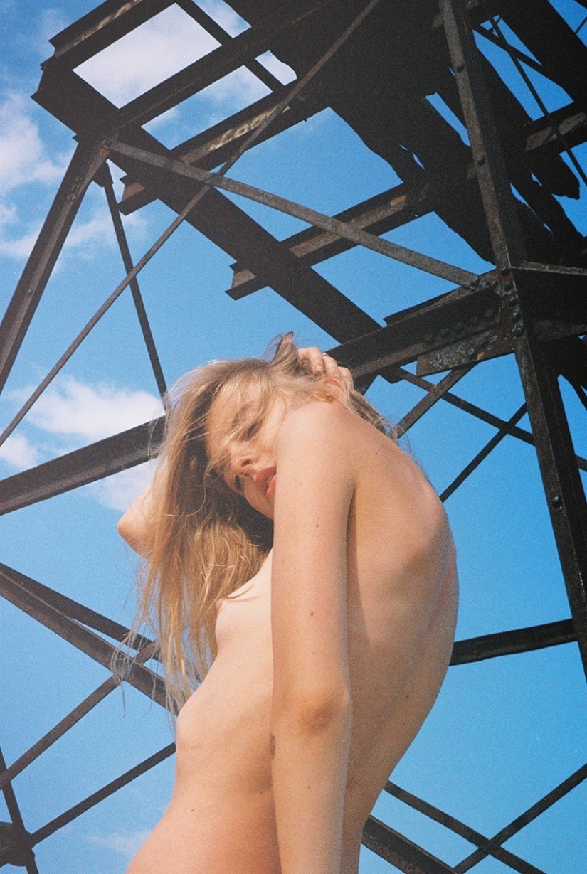 A short course of intimacy for the Instagram generation from Nadia Bejanova