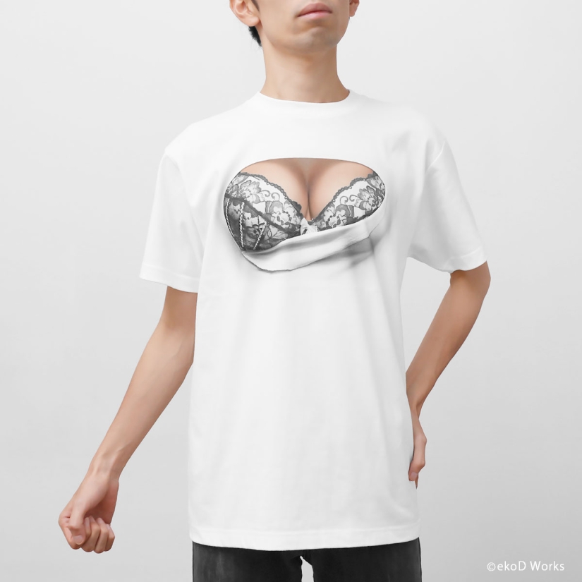 A T-shirt with an optical illusion creates breasts out of nothing