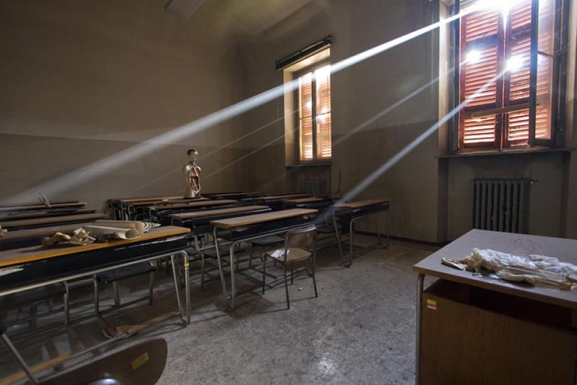 Abandoned schools and universities around the world