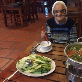 abuela de 89 años de Krasnoyarsk demuestra que nunca es demasiado tarde para comenzar a explorar el mundo