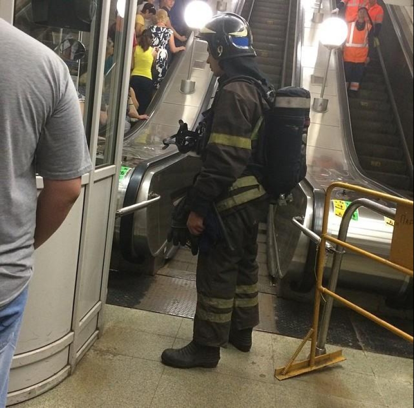 Accident in the Moscow metro on the stretch Slavyansky Boulevard - Victory Park