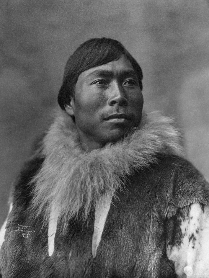 Alaska Eskimos in priceless historical photographs of 1903 - 1930