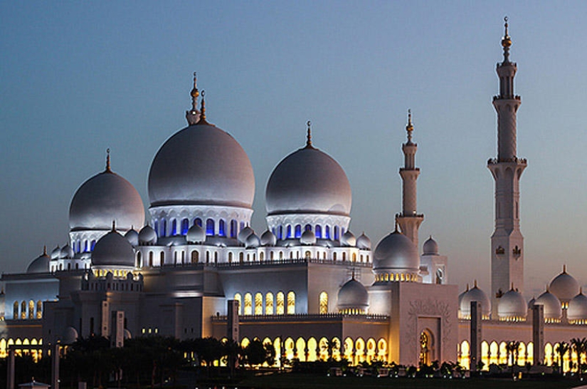 Amazing places of worship around the world