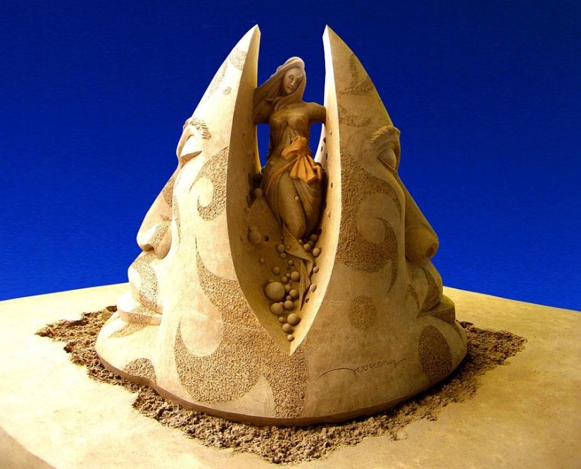 Amazing sand sculptures from a Chinese master