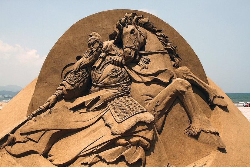 Amazing sand sculptures from a Chinese master