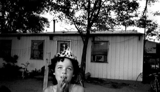 América polémica en las mejores fotografías de Robert Frank