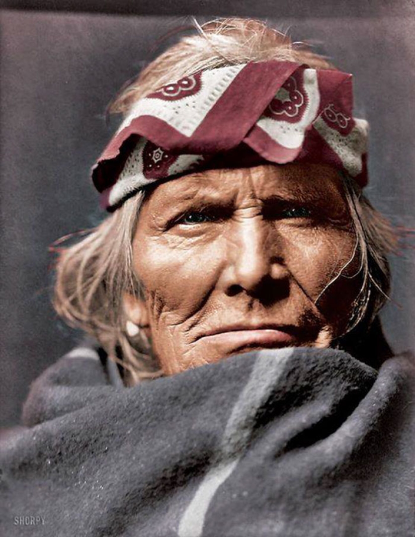 American found color photo of the Indians of the late nineteenth century