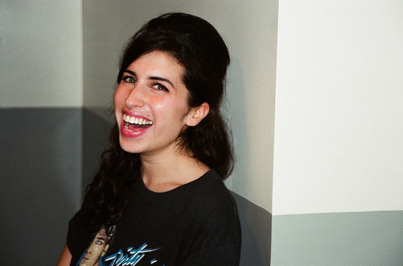 Amy Winehouse a la fama mundial y las drogas