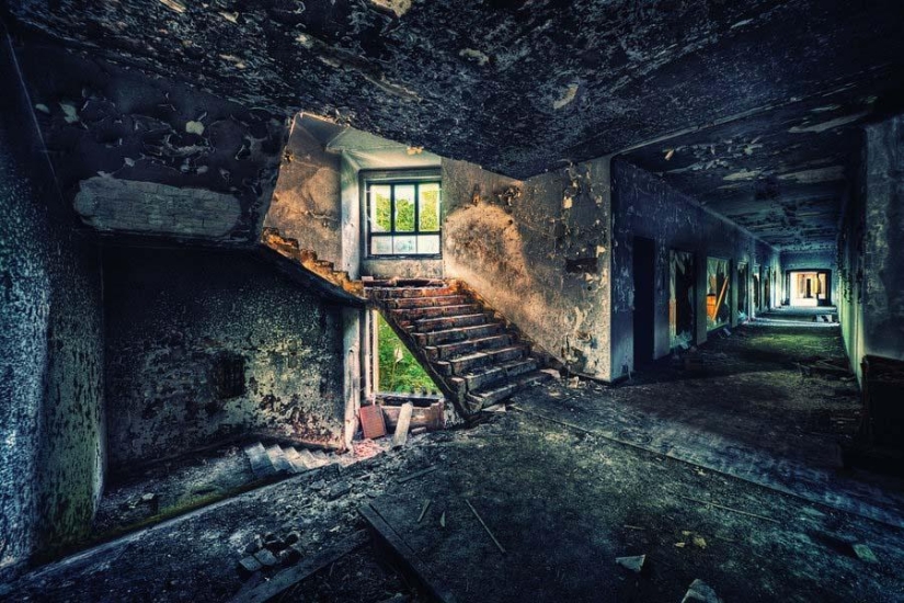 An abandoned world through the lens of Matthias Hacker