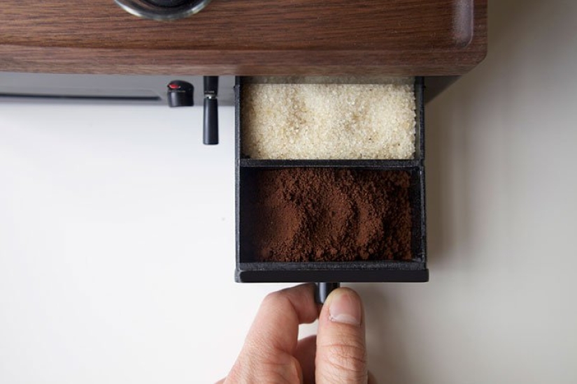 An alarm clock that wakes up with freshly brewed coffee is the dream of millions