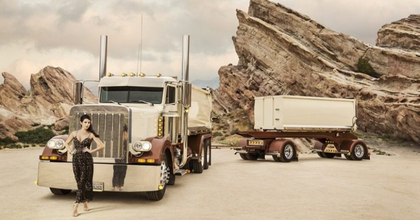 An American classic: trucks Peterbilt and leggy beauty