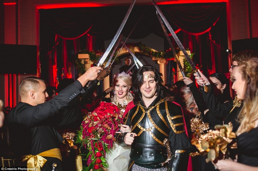 And death will not separate: a couple obsessed with vampires arranged a wedding for 120 thousand dollars
