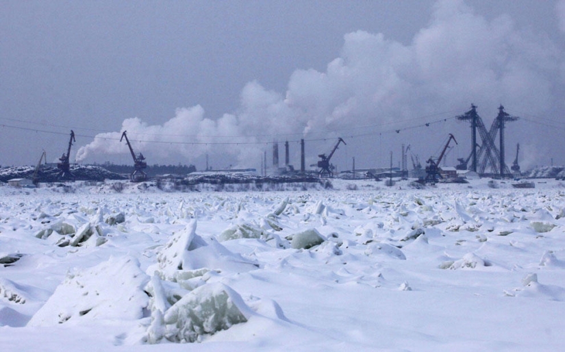 Año en el río Yenisei