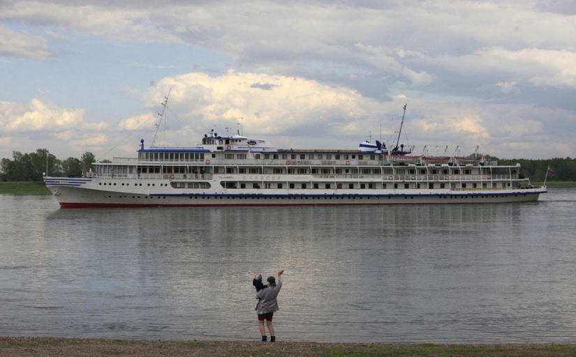 Año en el río Yenisei