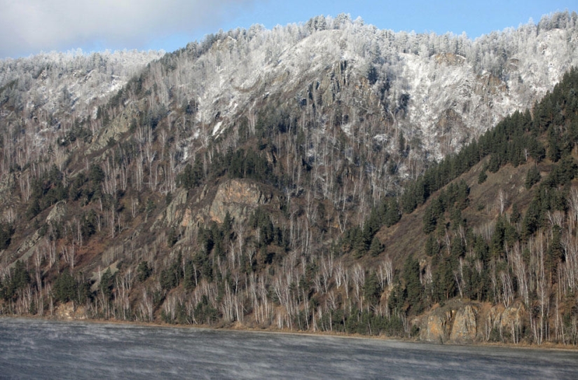 Año en el río Yenisei