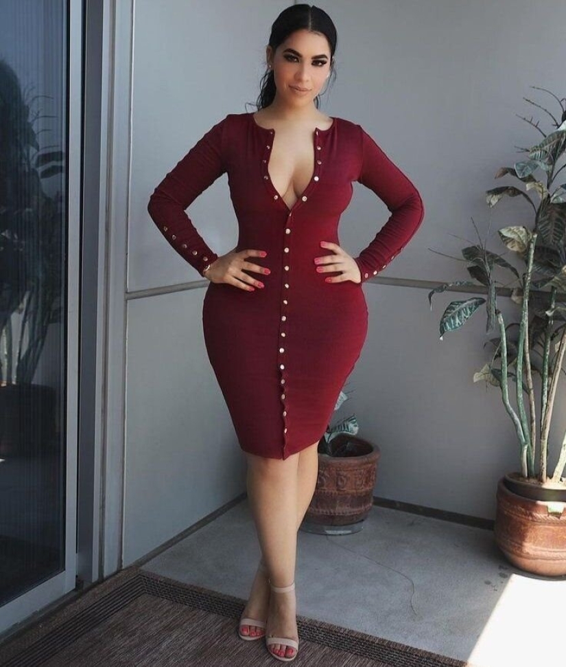 Arab model Plus-Size Adelaide Sago. What does she say on social media?