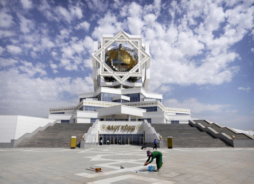Ashgabat - a city of white marble