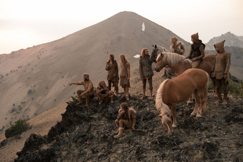Back in the Paleolithic: hunter-gatherers of the 21st century in the project "Living wild"
