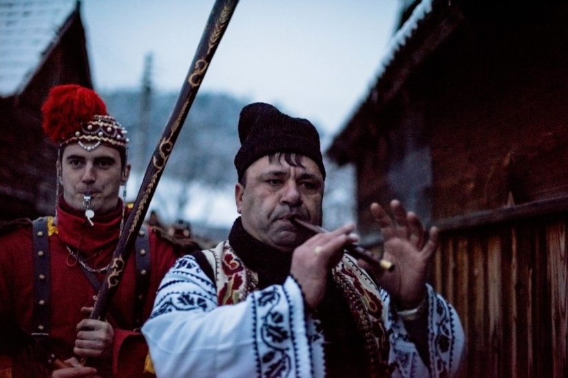 Bear dances in Romania to ward off evil spirits