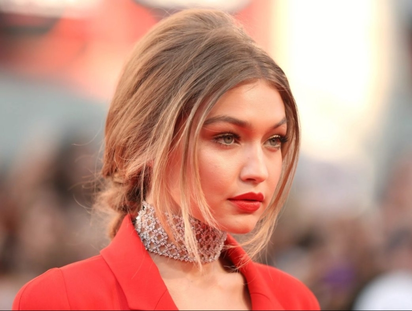 Beauty in a million: one of the highest paid models - Gigi Hadid