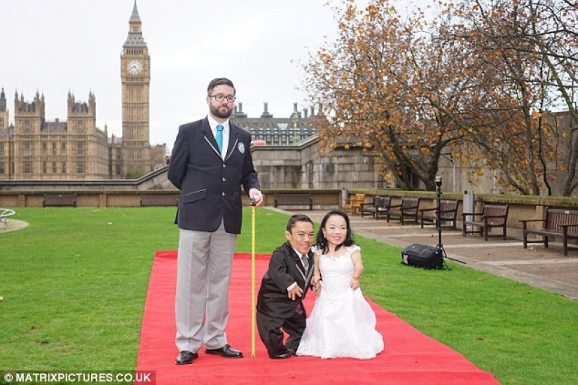 Big day for little people: the shortest couple in the world finally got married