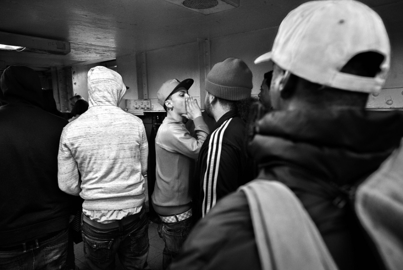 Bloodline: Fotógrafo se sumerge en la vida de los pandilleros de Latin Kings en Brooklyn