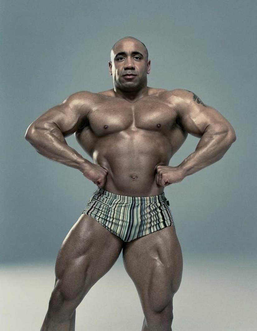 &quot;Bodybuilders&quot; by Dean Chalkley