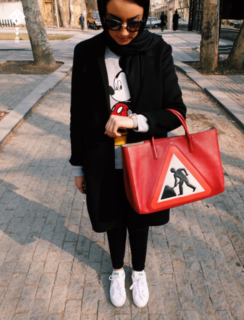 Bold Iranian fashionistas in sneakers destroy stereotypes