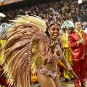 Brazilian Carnival 2017: highlights and revealing costumes