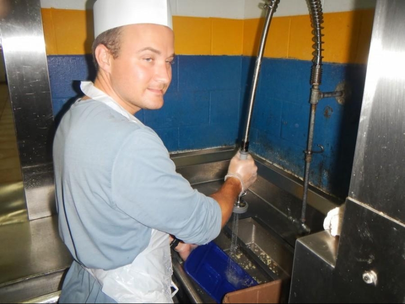 Breakfast at an American homeless shelter