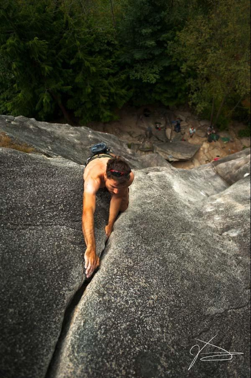 Breathtaking photos of rock climbers