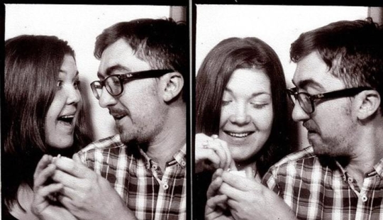 Bride in shock: Emotional footage of unexpected marriage proposal made in a photo booth