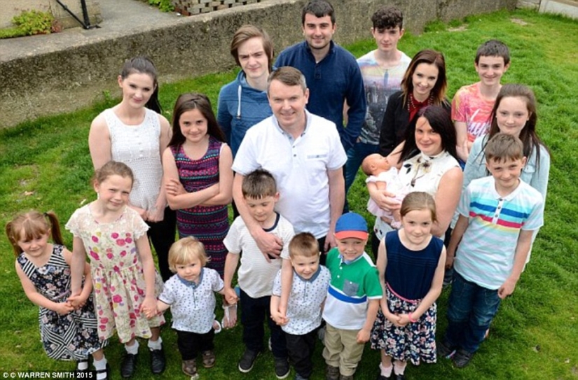 Britain's largest family celebrates the birth of its 19th child
