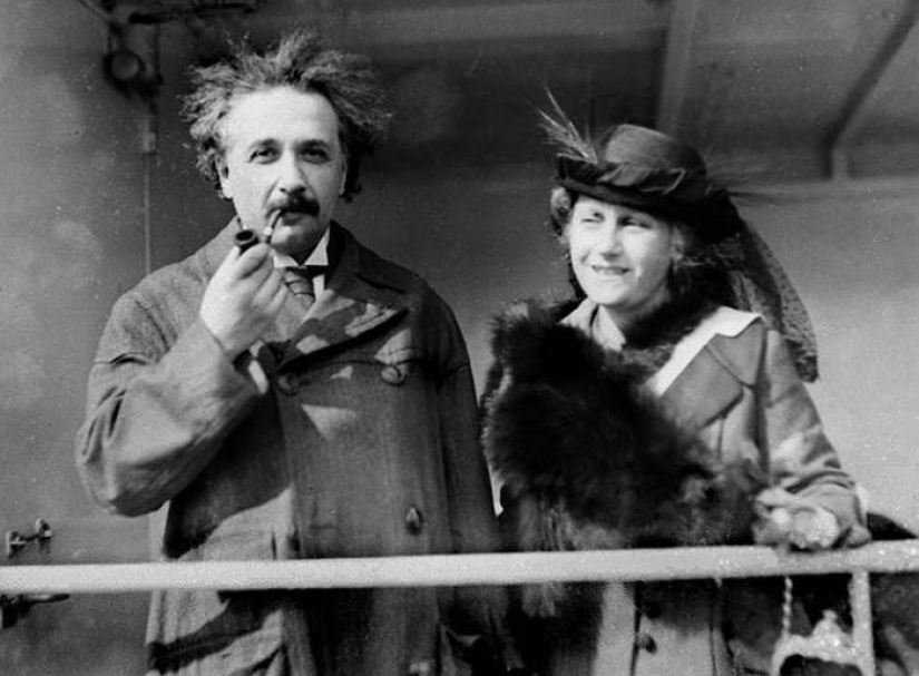 Bullying theory: What Albert Einstein's wives have suffered - Pictolic