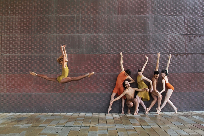 Cameras and Dancers project: gravity does not interfere with a good dancer