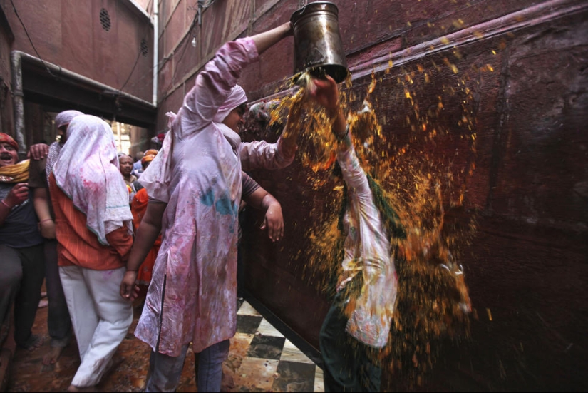 Celebración del festival Holi en India