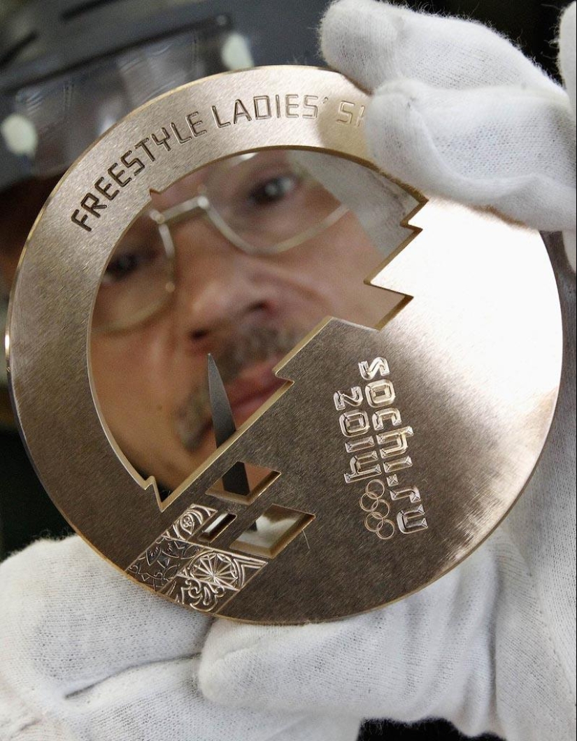 Cherished 535 grams: how Olympic medals are made